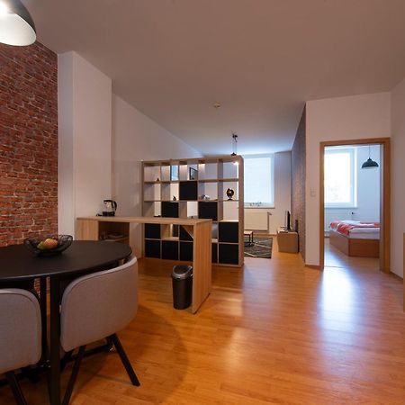 Hotel Spolcentrum Свит Экстерьер фото